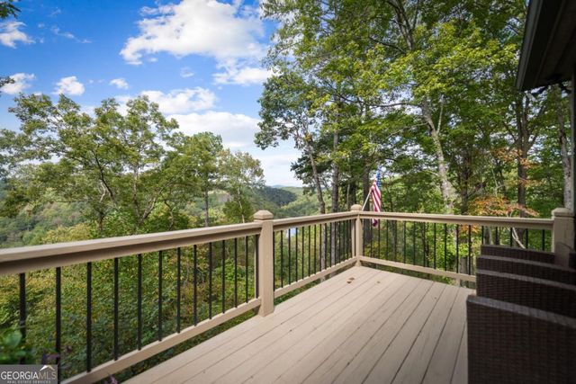 250 Noah Circle, Ellijay, GA 30540