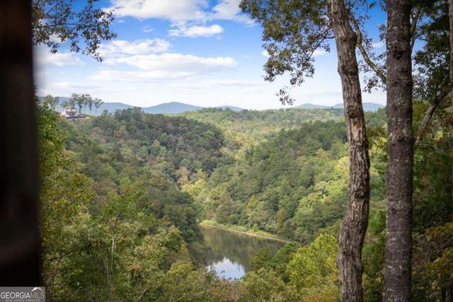 250 Noah Circle, Ellijay, GA 30540