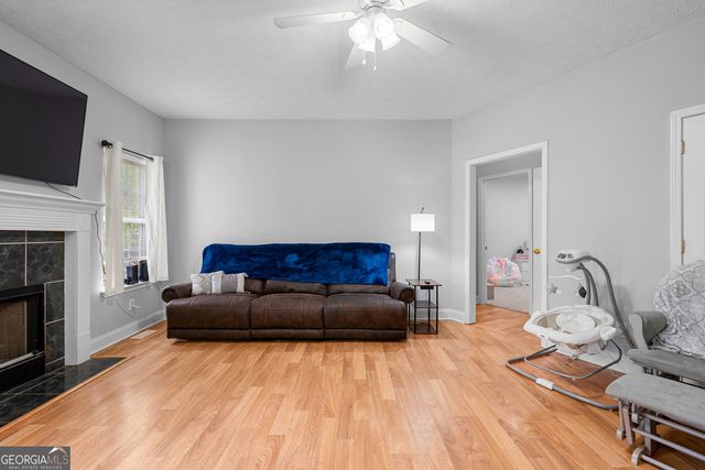 35 S Robin Lane, Newnan, GA 30263