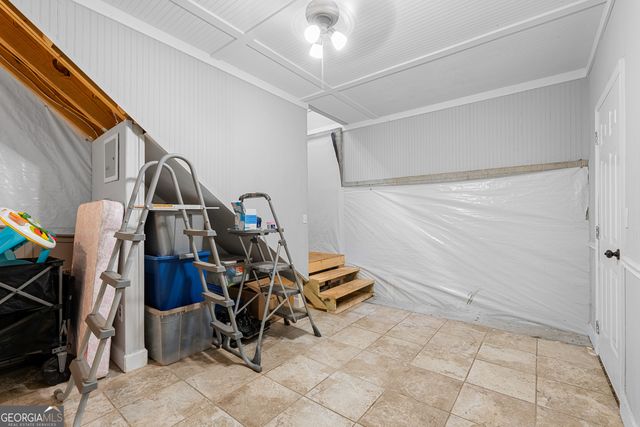 35 S Robin Lane, Newnan, GA 30263