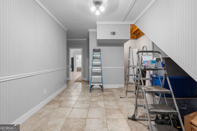 35 S Robin Lane, Newnan, GA 30263