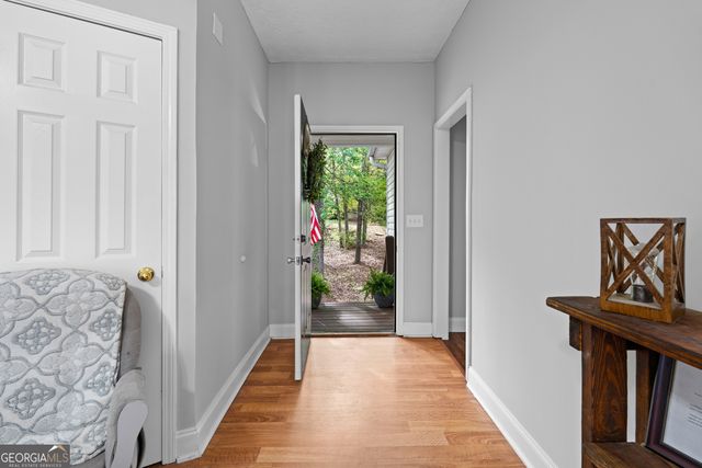 35 S Robin Lane, Newnan, GA 30263