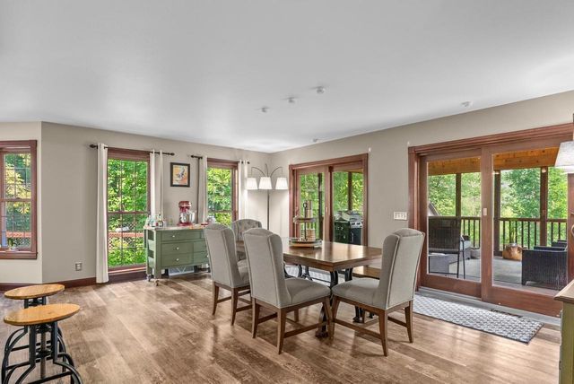 261 Riverwood DRIVE, Mishicot, WI 54228