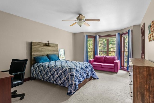 261 Riverwood DRIVE, Mishicot, WI 54228