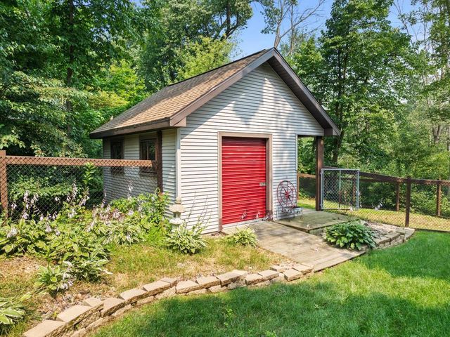 261 Riverwood DRIVE, Mishicot, WI 54228