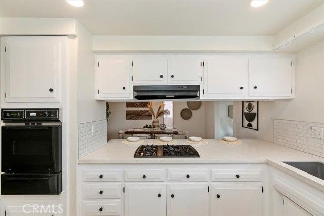 1450 Mariposa Drive, Corona, CA 92879