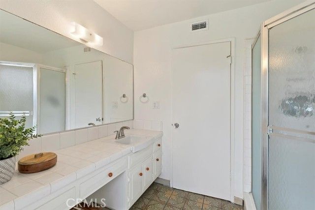 1450 Mariposa Drive, Corona, CA 92879