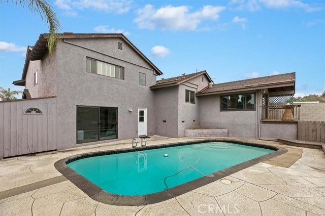 1450 Mariposa Drive, Corona, CA 92879