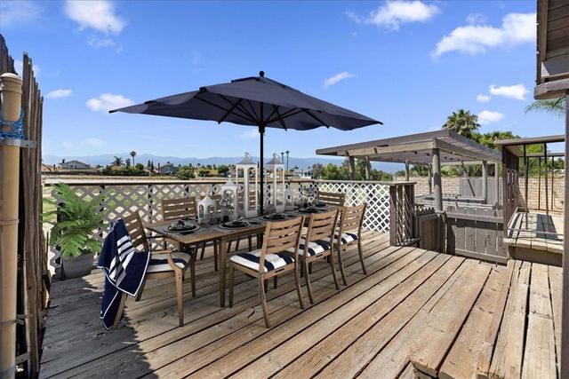 1450 Mariposa Drive, Corona, CA 92879