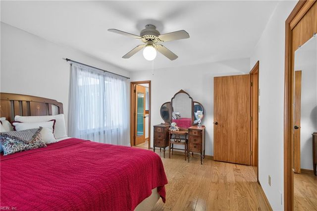 1673 Pine Tree DR, Gloucester Point, VA 23062