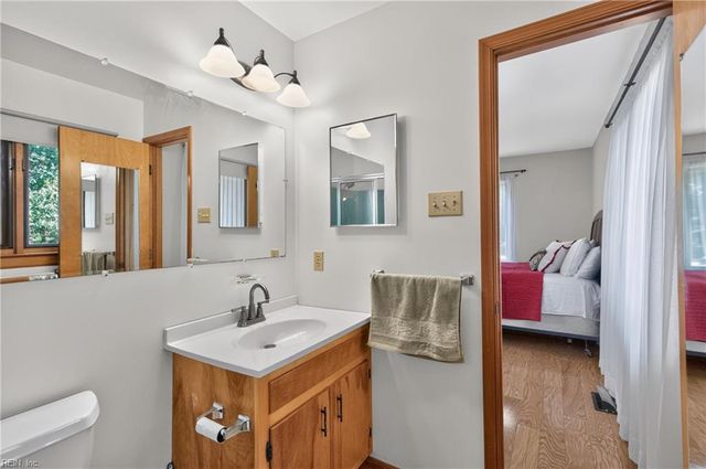 1673 Pine Tree DR, Gloucester Point, VA 23062