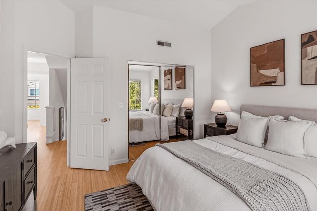 205 Houghton Street, Mountain View, CA 94041