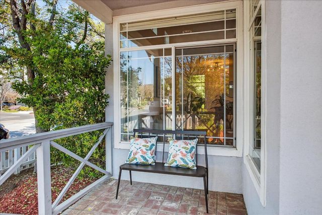 205 Houghton Street, Mountain View, CA 94041