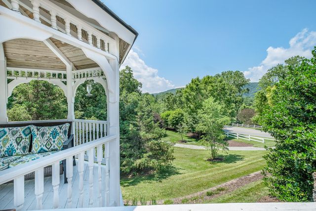 12 Silk Reed CIR, Daleville, VA 24083