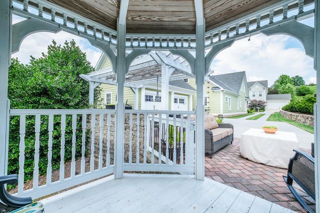 12 Silk Reed CIR, Daleville, VA 24083