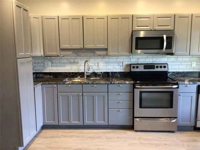 1010 DAKOTA AVENUE, St Cloud, FL 34769