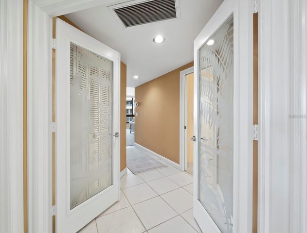 545 SANCTUARY DRIVE B506, Longboat Key, FL 34228