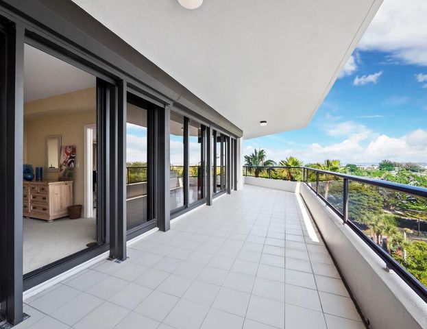 545 SANCTUARY DRIVE B506, Longboat Key, FL 34228