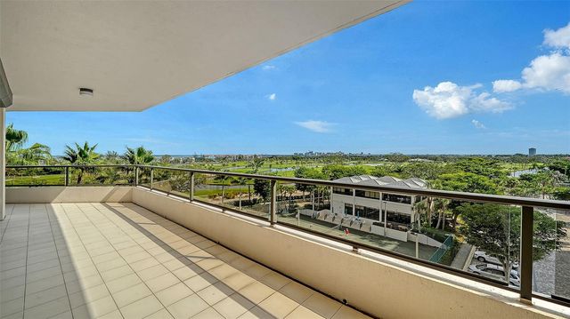 545 SANCTUARY DRIVE B506, Longboat Key, FL 34228