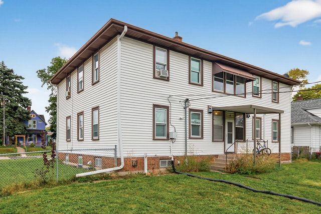 885 Ottawa Avenue, West Saint Paul, MN 55118