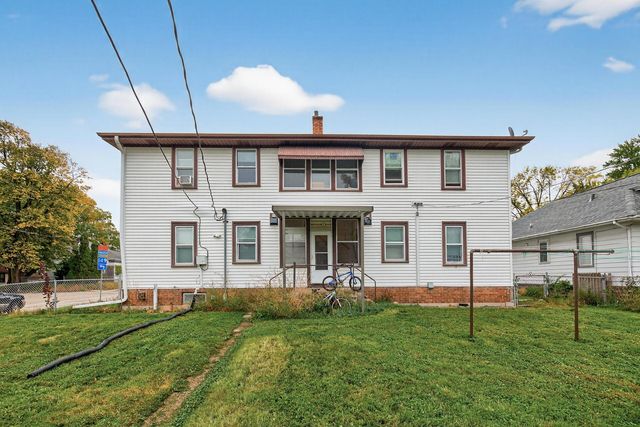 885 Ottawa Avenue, West Saint Paul, MN 55118