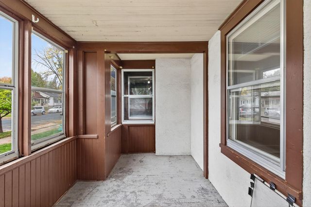 885 Ottawa Avenue, West Saint Paul, MN 55118