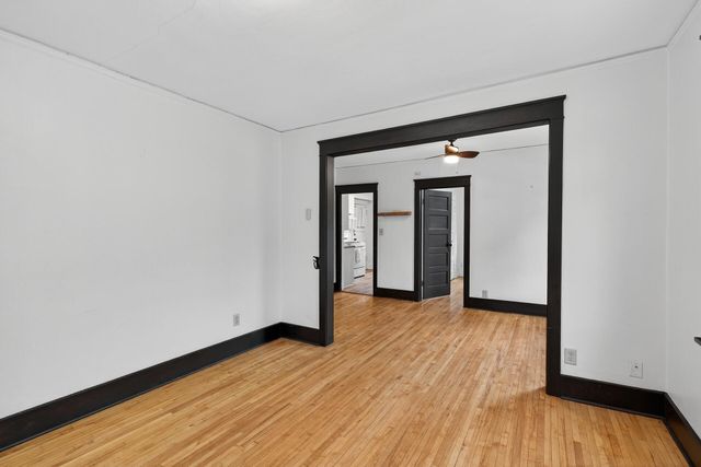 885 Ottawa Avenue, West Saint Paul, MN 55118