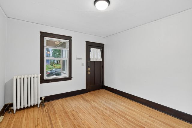 885 Ottawa Avenue, West Saint Paul, MN 55118