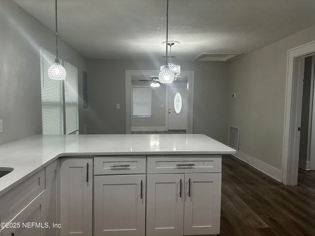 1219 E 10TH Street, Jacksonville, FL 32206