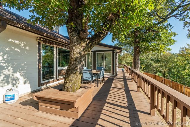 421301 E 1183 Road, Eufaula, OK 74432