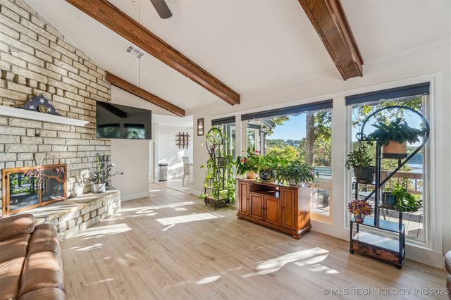 421301 E 1183 Road, Eufaula, OK 74432