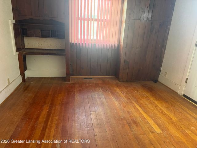 516 W Ionia Street, Lansing, MI 48933