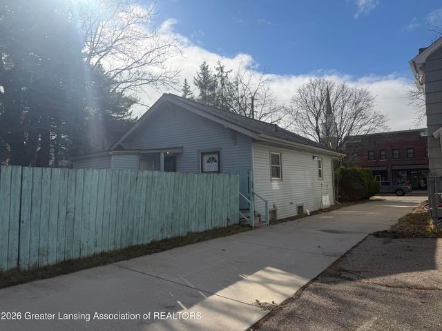 516 W Ionia Street, Lansing, MI 48933