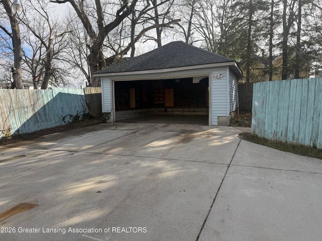 516 W Ionia Street, Lansing, MI 48933