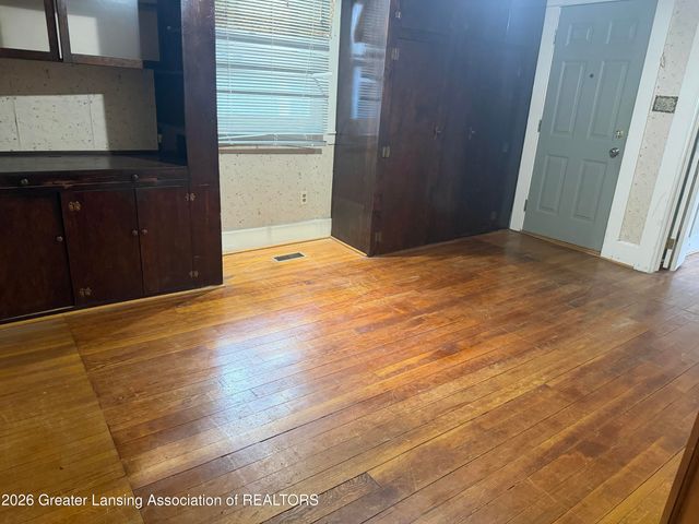 516 W Ionia Street, Lansing, MI 48933