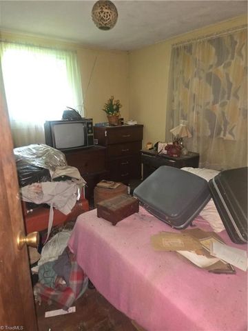 1801 Amos Street, Reidsville, NC 27320