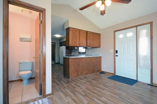 1483 3rd Street E, Saint Paul, MN 55106