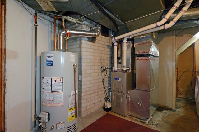 1483 3rd Street E, Saint Paul, MN 55106