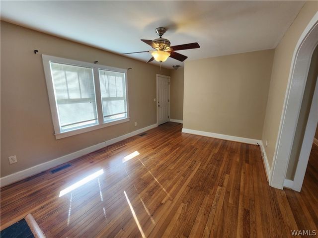 614 19th, Tuscaloosa, AL 35401