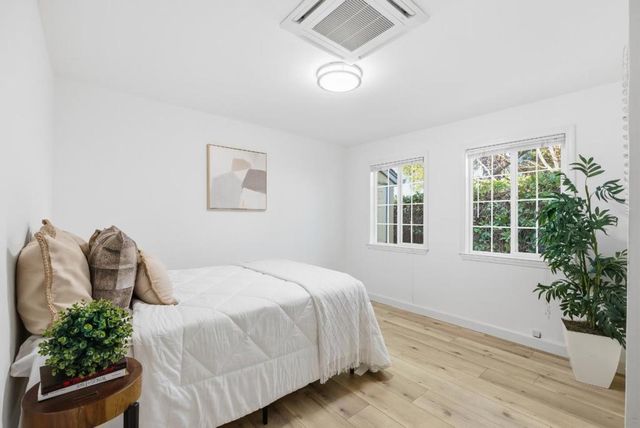 Ellsworth Place, Palo Alto, CA 94306