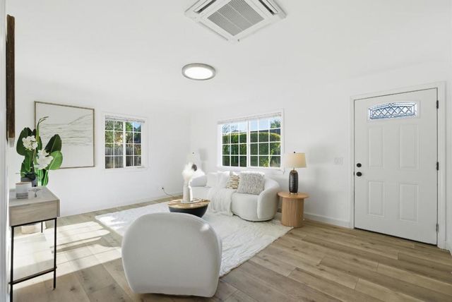 Ellsworth Place, Palo Alto, CA 94306