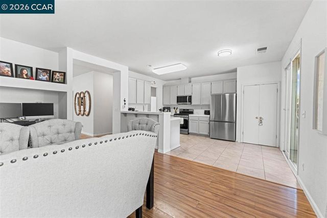 563 Silver Saddle Dr, Pittsburg, CA 94565