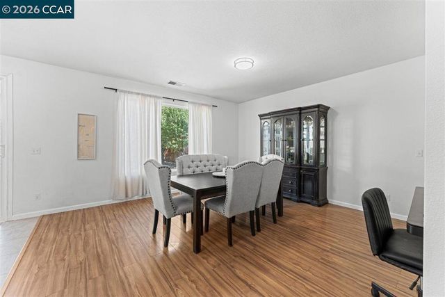 563 Silver Saddle Dr, Pittsburg, CA 94565