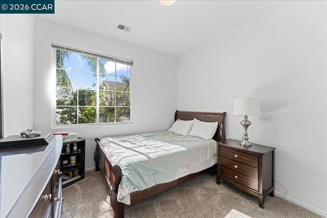 563 Silver Saddle Dr, Pittsburg, CA 94565
