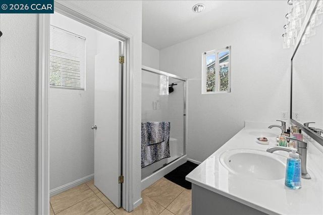 563 Silver Saddle Dr, Pittsburg, CA 94565