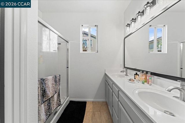 563 Silver Saddle Dr, Pittsburg, CA 94565