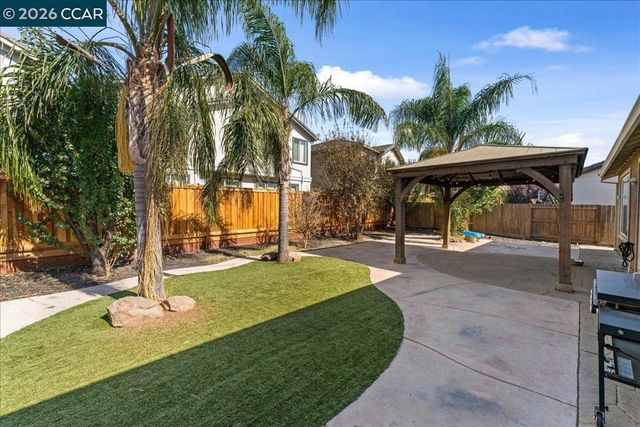 563 Silver Saddle Dr, Pittsburg, CA 94565
