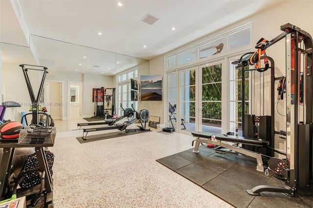 13580 SW 67th Ave, Pinecrest, FL 33156