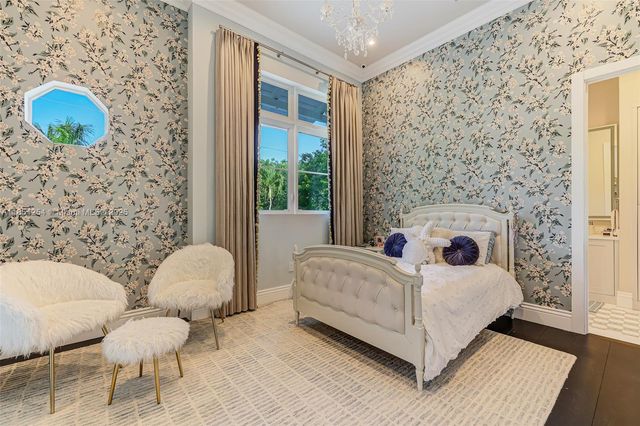 13580 SW 67th Ave, Pinecrest, FL 33156