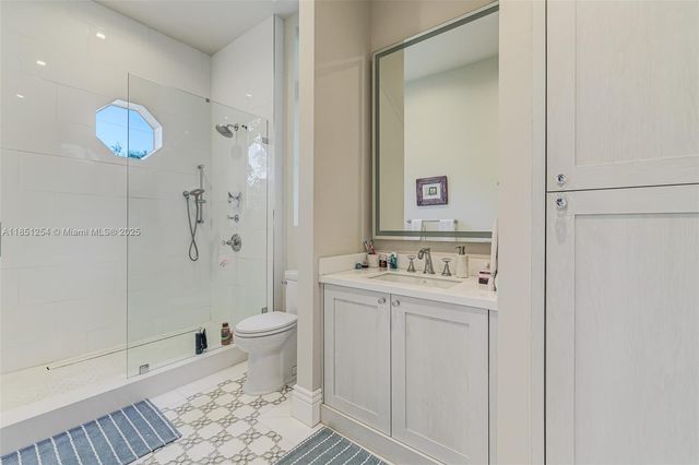 13580 SW 67th Ave, Pinecrest, FL 33156